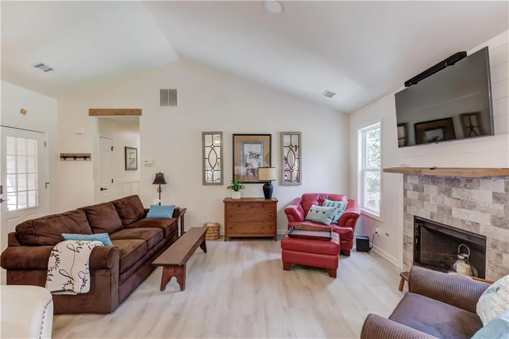 1023 Laurel Green Lane Sugar Hill, GA 30518