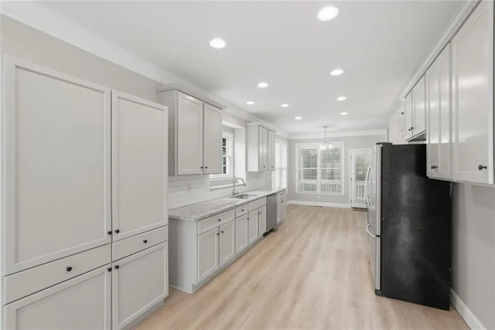 6353 Chestnut Parkway Flowery Branch, GA 30542