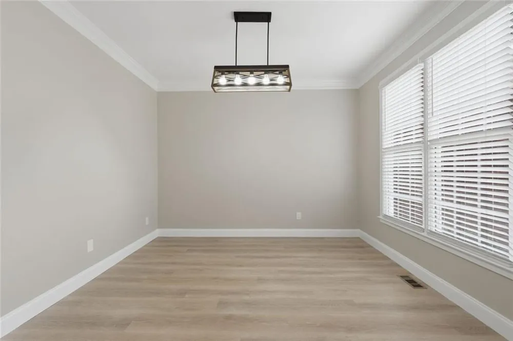 6353 Chestnut Parkway Flowery Branch, GA 30542