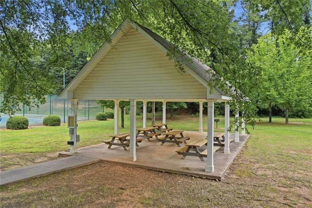 6353 Chestnut Parkway Flowery Branch, GA 30542
