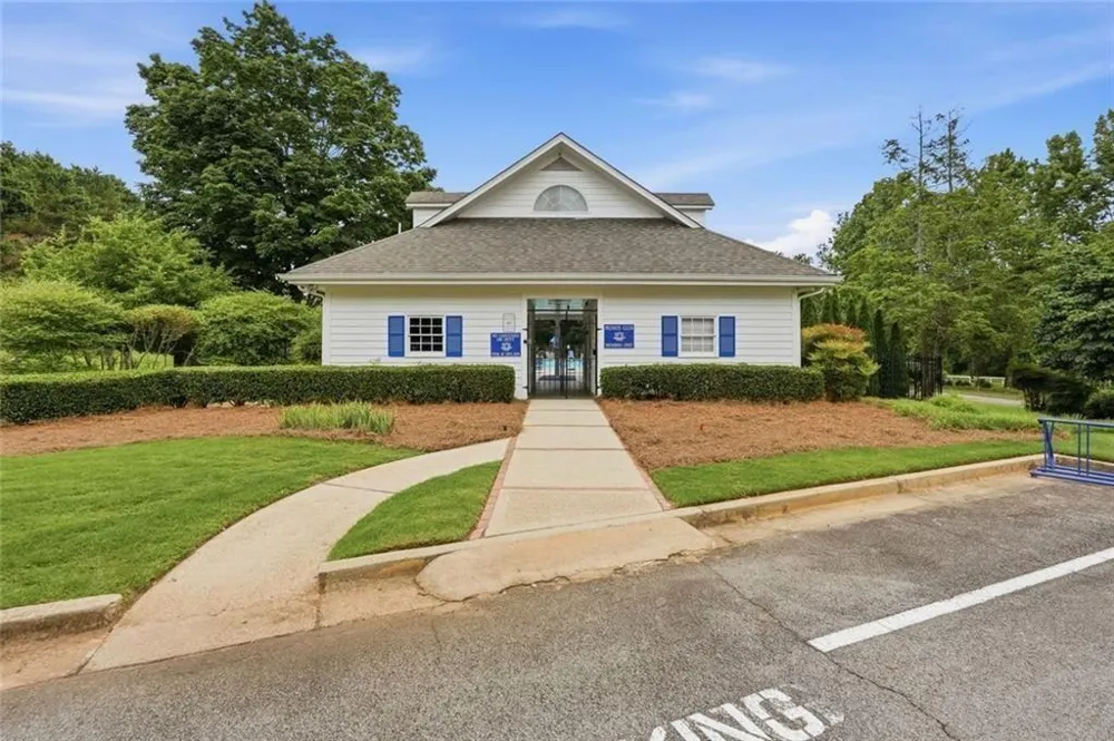 6353 Chestnut Parkway Flowery Branch, GA 30542