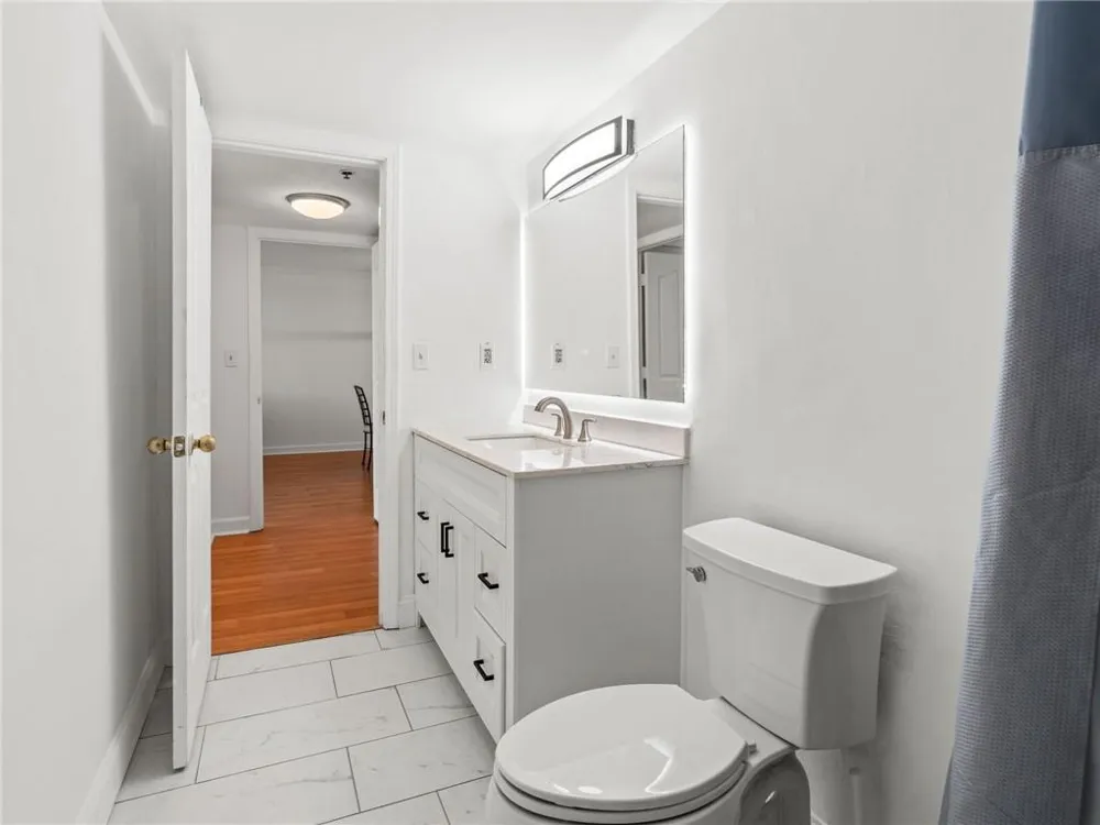 2870 Pharr Court South NW #2602 Atlanta, GA 30305