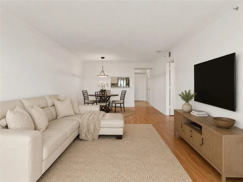 2870 Pharr Court South NW #2602 Atlanta, GA 30305