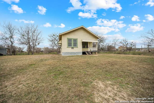 292 BEACH SHORE DR Bandera, TX 78003