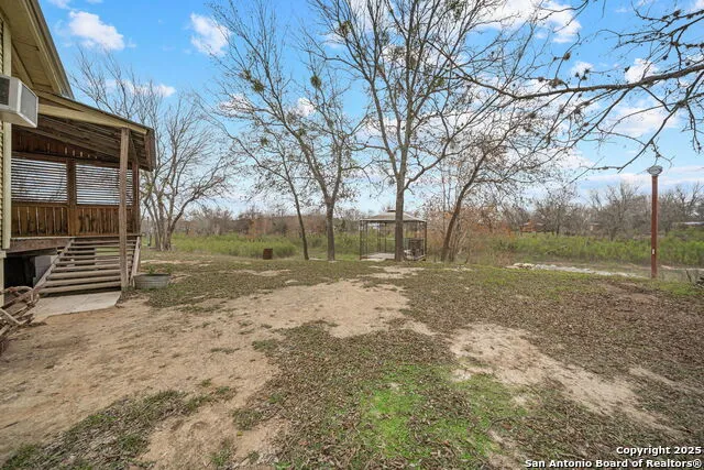 292 BEACH SHORE DR Bandera, TX 78003