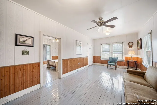 292 BEACH SHORE DR Bandera, TX 78003