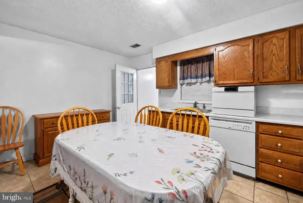 1048 HAMPTON CIRCLE Hagerstown, MD 21742