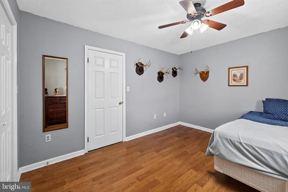 1048 HAMPTON CIRCLE Hagerstown, MD 21742