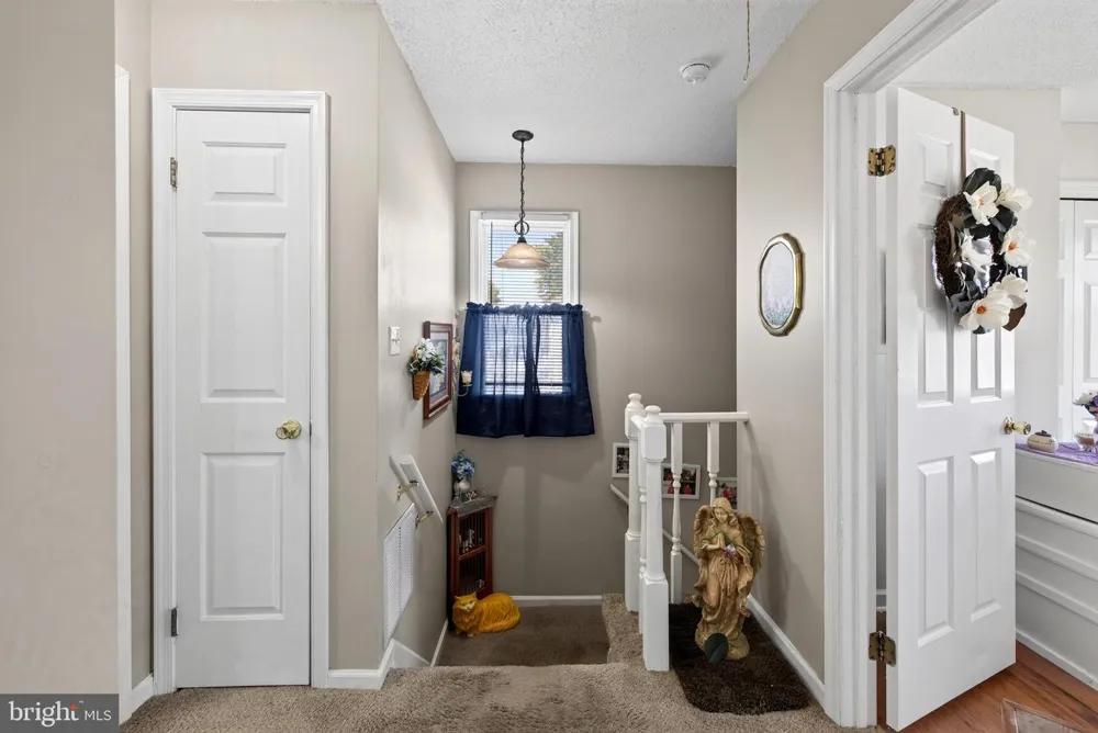 1048 HAMPTON CIRCLE Hagerstown, MD 21742