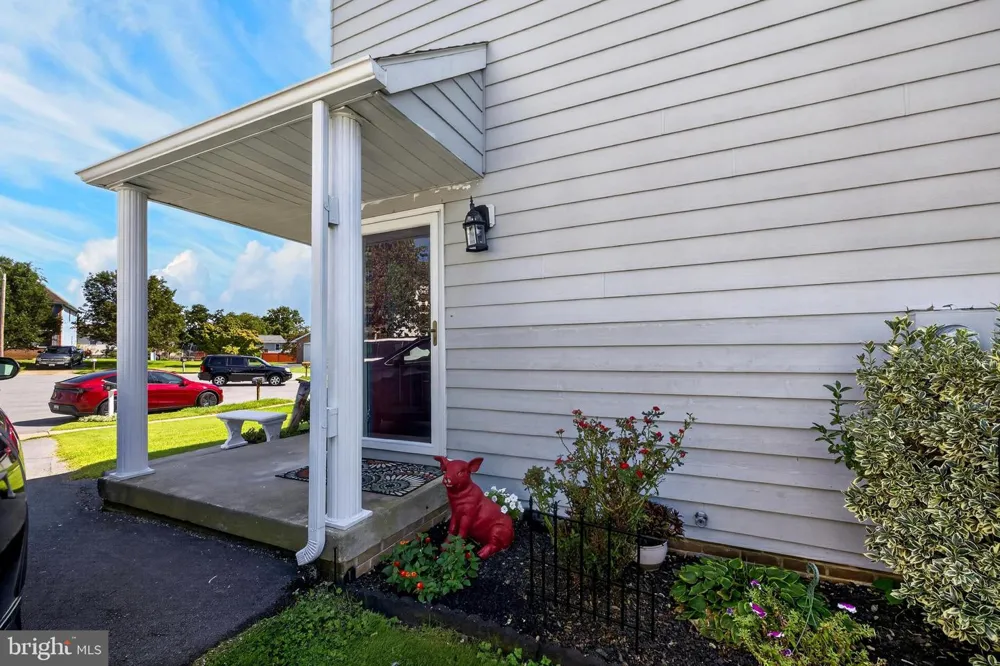 1048 HAMPTON CIRCLE Hagerstown, MD 21742