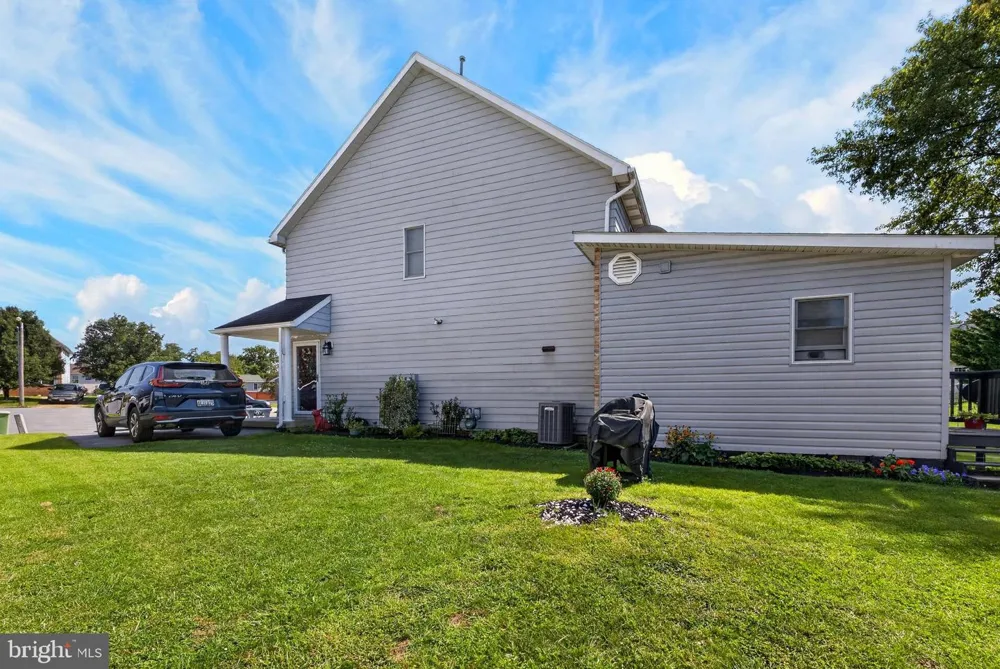 1048 HAMPTON CIRCLE Hagerstown, MD 21742