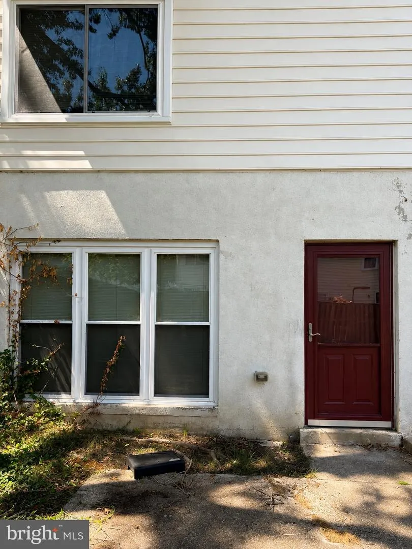 1725 W BANCROFT LANE Crofton, MD 21114