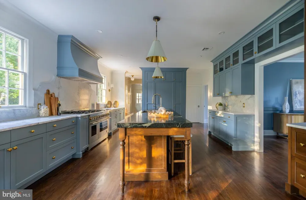 31 E ELM AVENUE Haddonfield, NJ 08033