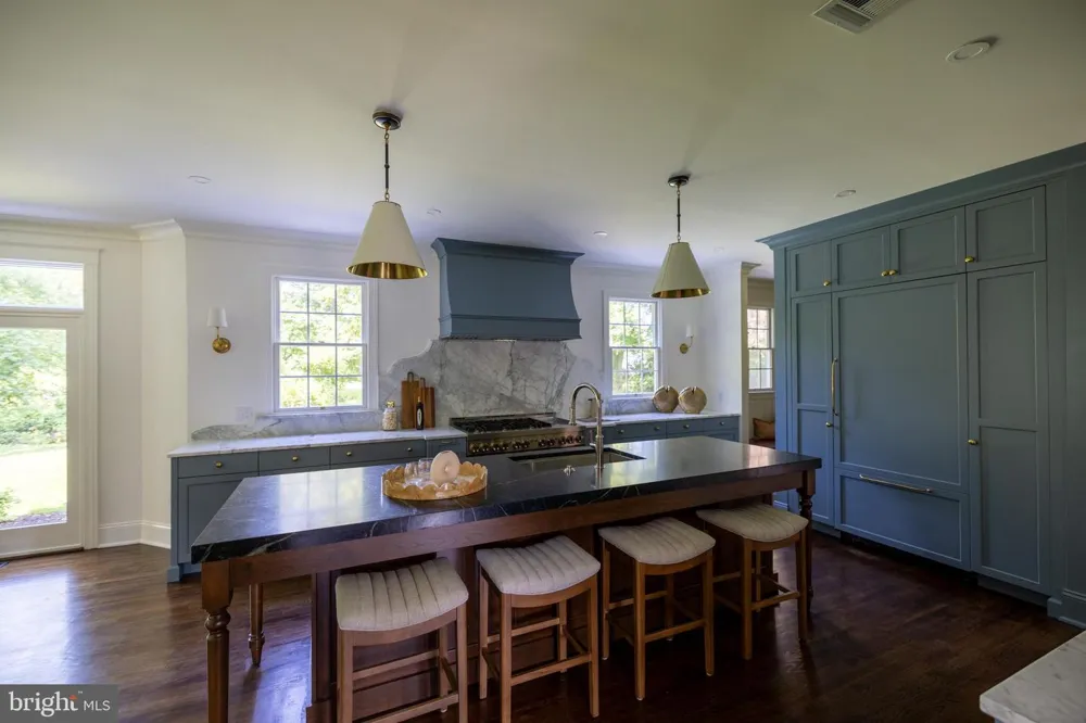 31 E ELM AVENUE Haddonfield, NJ 08033