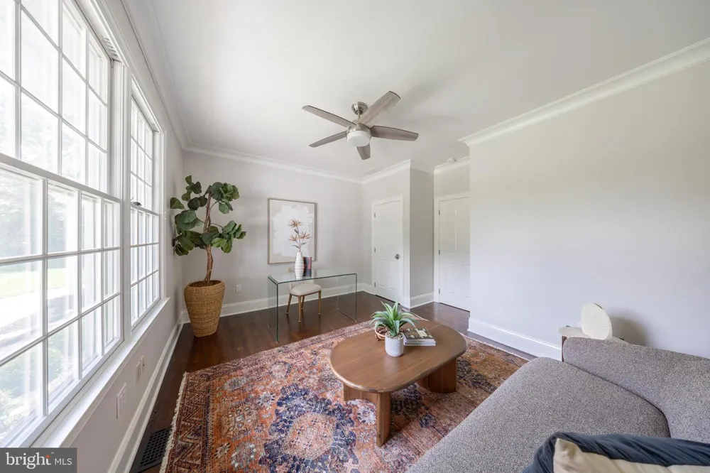 31 E ELM AVENUE Haddonfield, NJ 08033