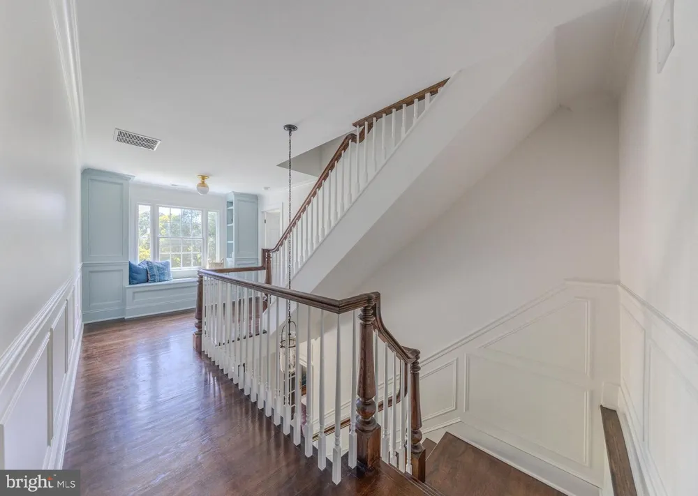 31 E ELM AVENUE Haddonfield, NJ 08033
