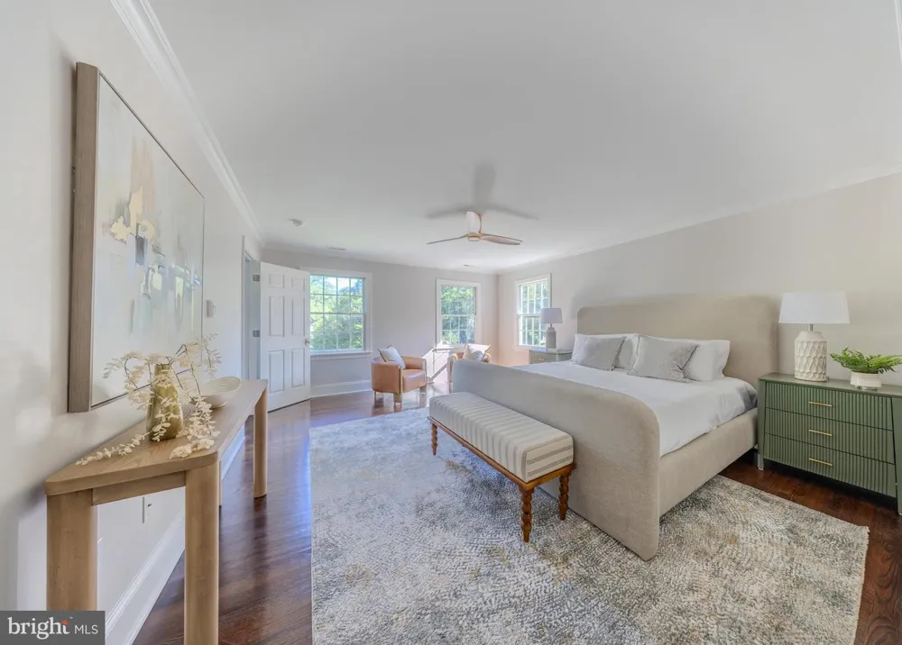 31 E ELM AVENUE Haddonfield, NJ 08033