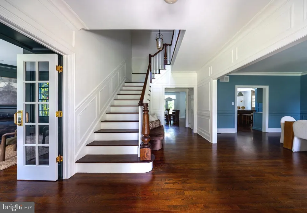 31 E ELM AVENUE Haddonfield, NJ 08033