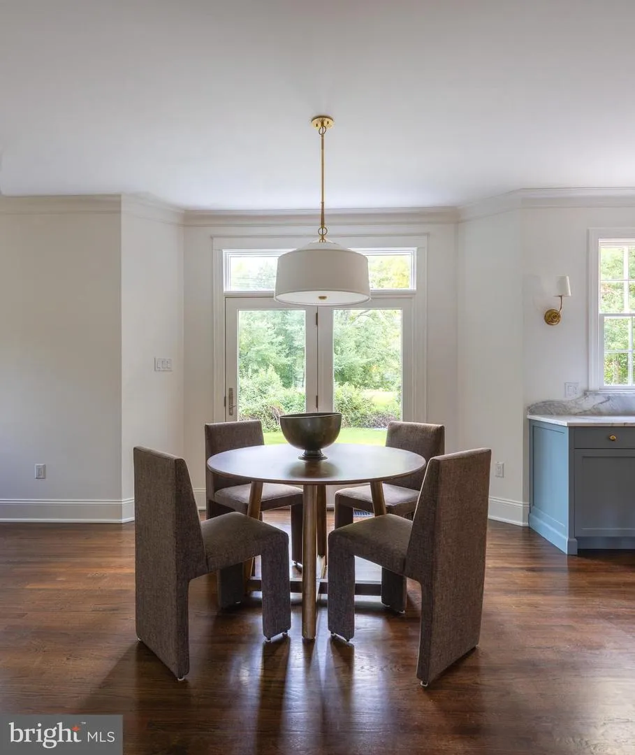31 E ELM AVENUE Haddonfield, NJ 08033