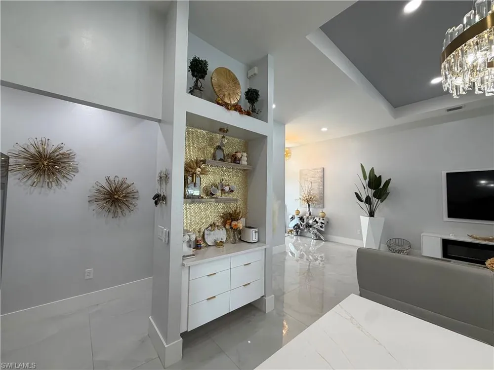 910 VENICE AVENUE Lehigh Acres, FL 33971