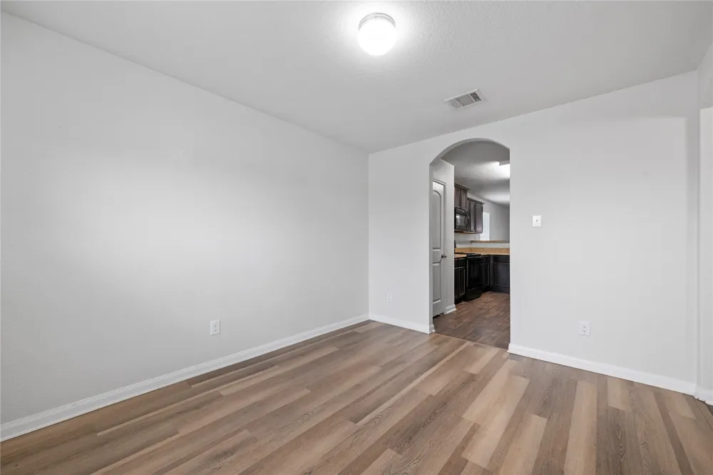 221 Koontz Loop Jarrell, TX 76537
