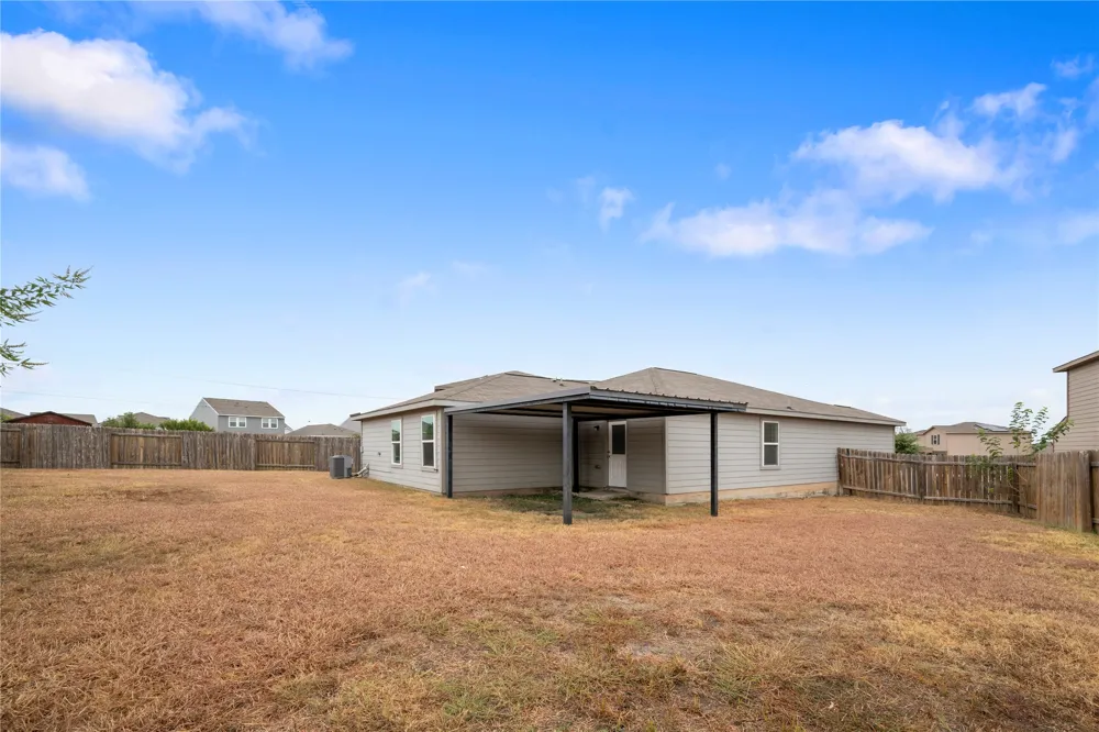221 Koontz Loop Jarrell, TX 76537