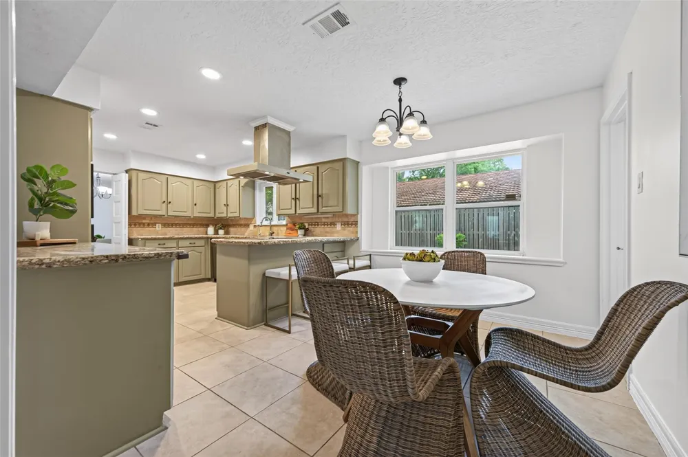 602 Patchester Drive Houston, TX 77079