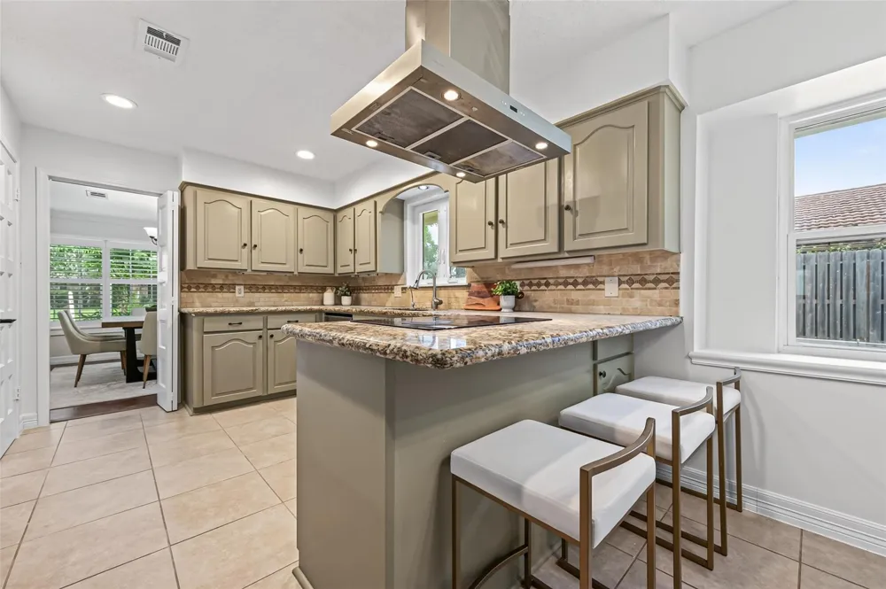 602 Patchester Drive Houston, TX 77079