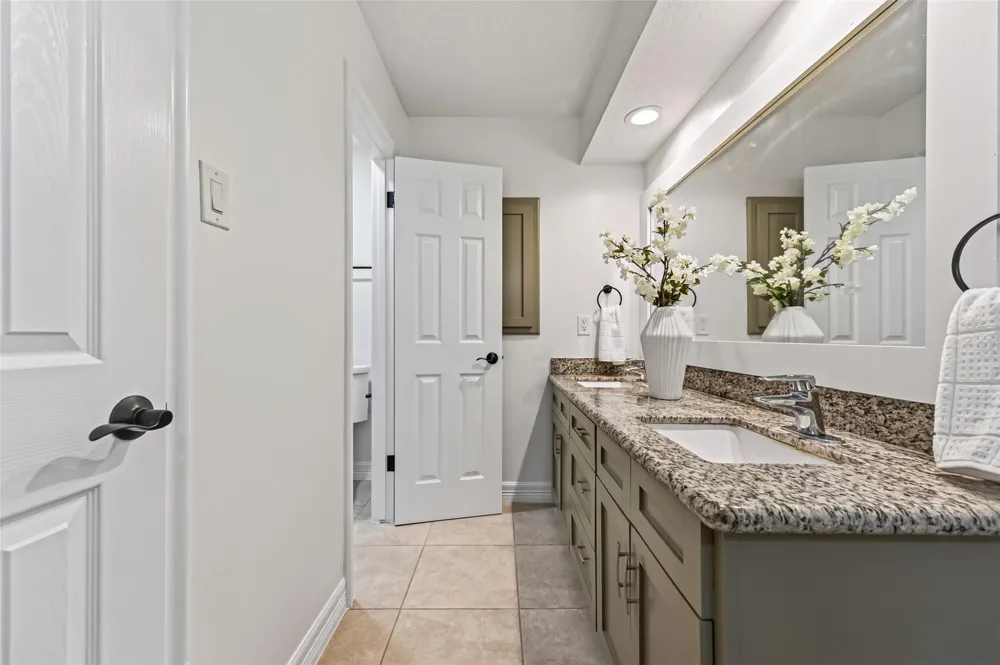 602 Patchester Drive Houston, TX 77079