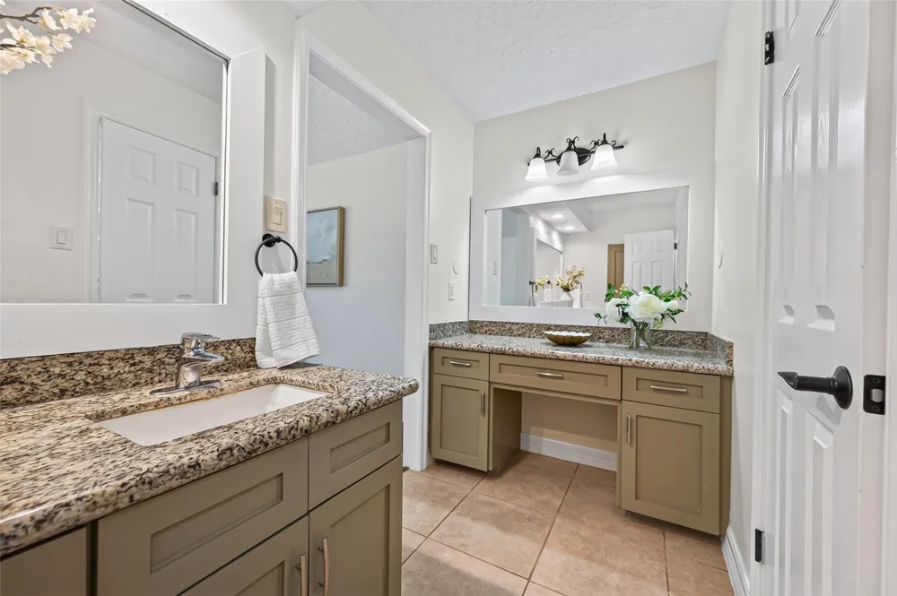 602 Patchester Drive Houston, TX 77079