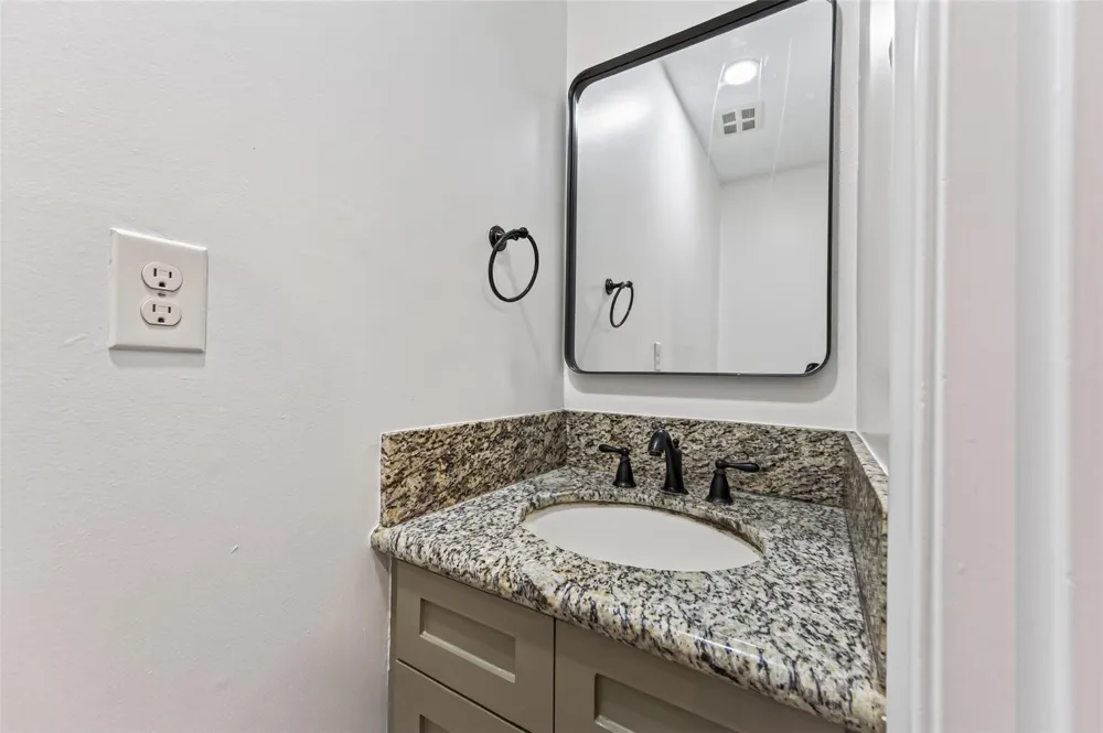 602 Patchester Drive Houston, TX 77079