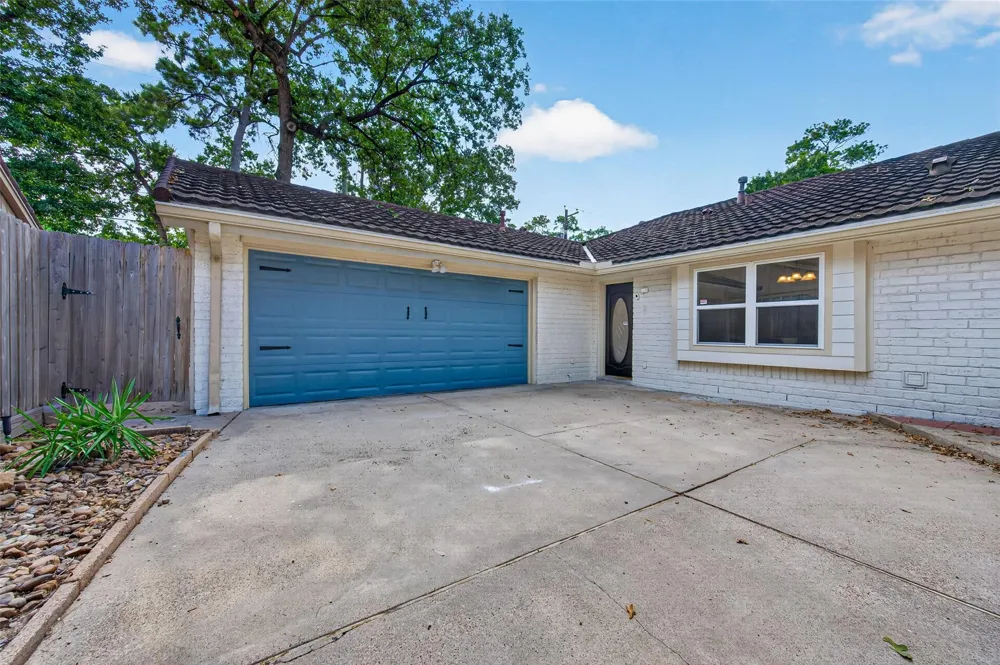602 Patchester Drive Houston, TX 77079