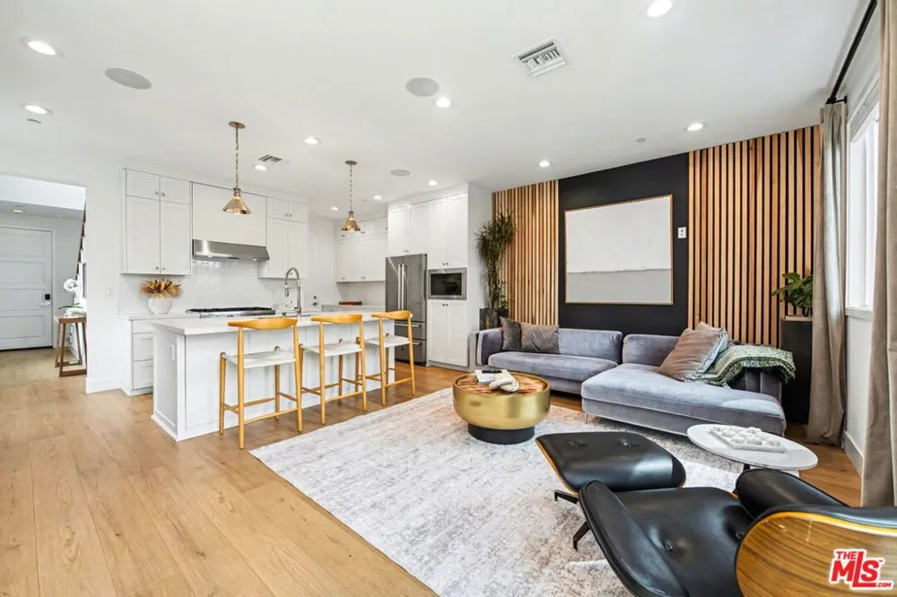 1209 Commonwealth Avenue Los Angeles, CA 90029