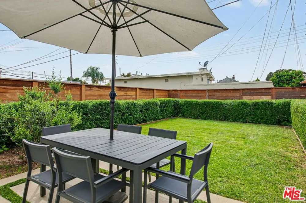 1209 Commonwealth Avenue Los Angeles, CA 90029