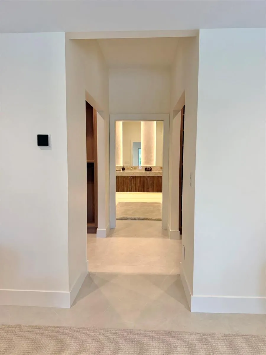 229 GOLFVIEW DRIVE Tequesta, FL 33469