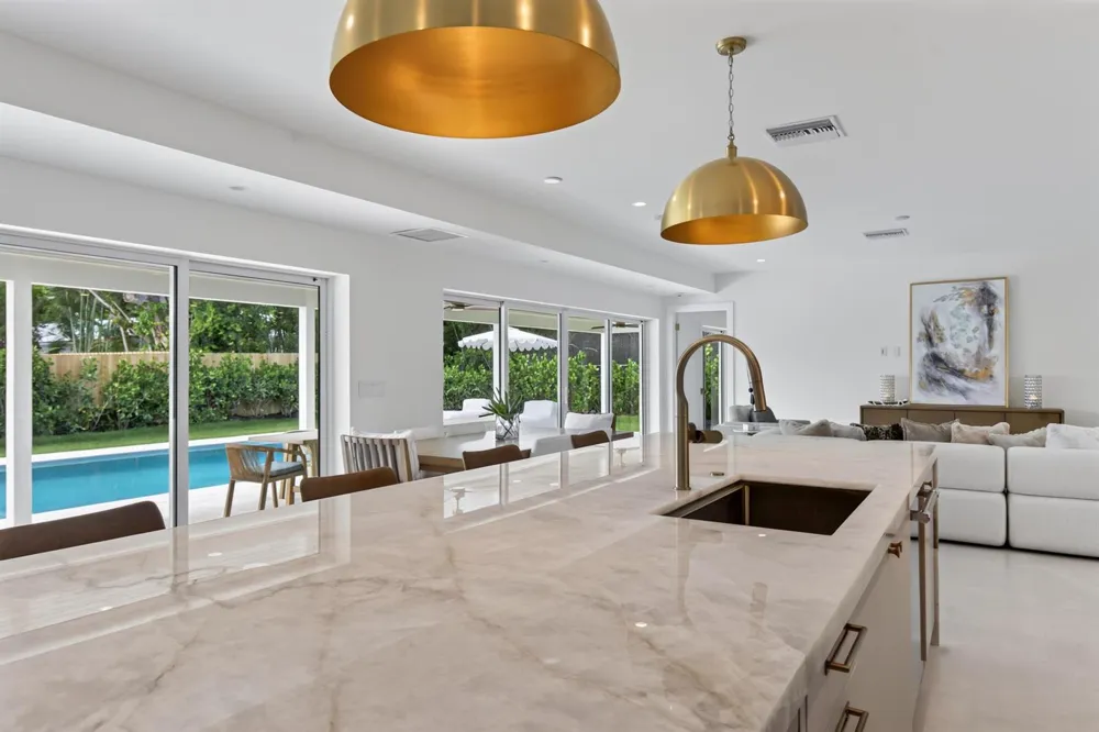 229 GOLFVIEW DRIVE Tequesta, FL 33469