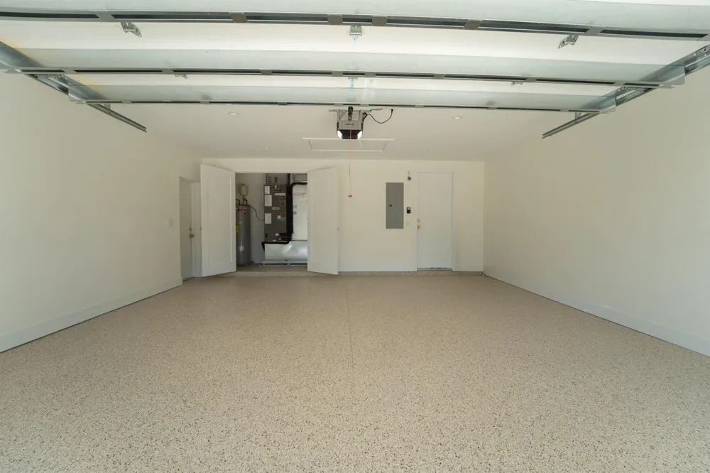 229 GOLFVIEW DRIVE Tequesta, FL 33469
