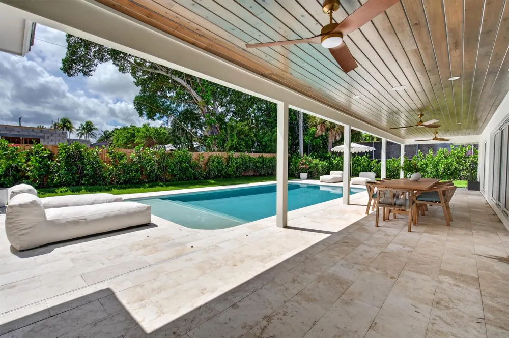 229 GOLFVIEW DRIVE Tequesta, FL 33469
