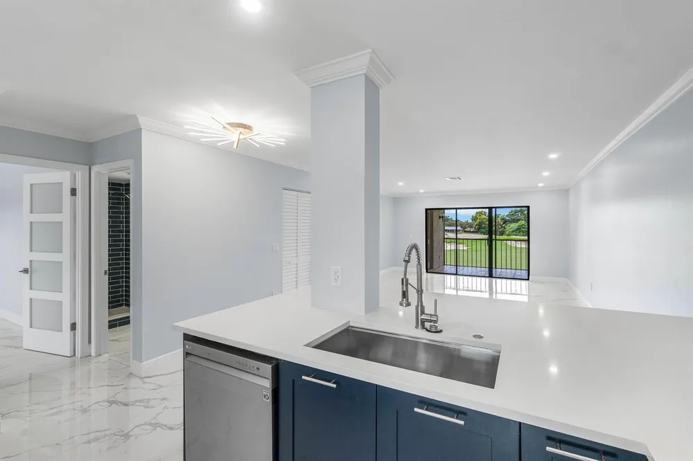15 SOUTHPORT LANE #D Boynton Beach, FL 33436