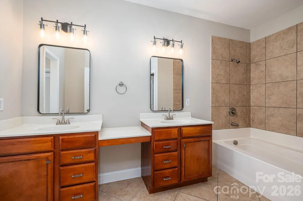233 Southgate Lane Mount Holly, NC 28120
