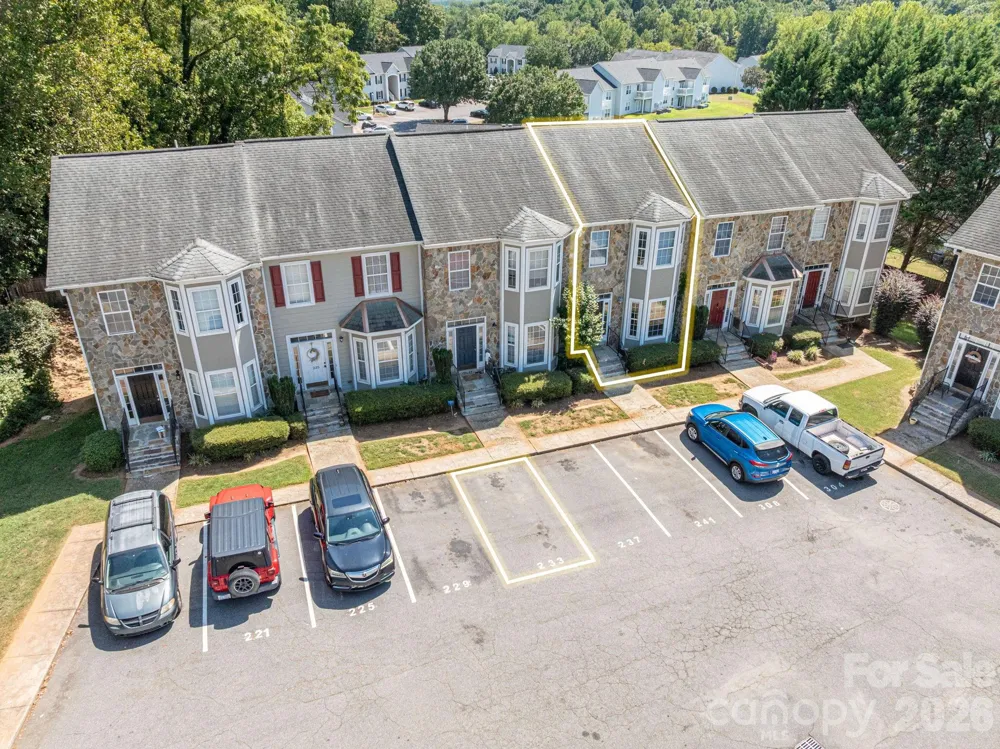 233 Southgate Lane Mount Holly, NC 28120