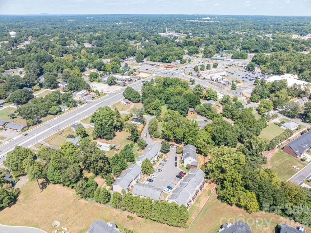 233 Southgate Lane Mount Holly, NC 28120