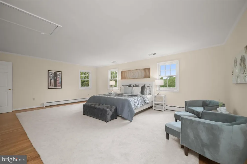 6004 PRINCETON AVENUE Glen Echo, MD 20812