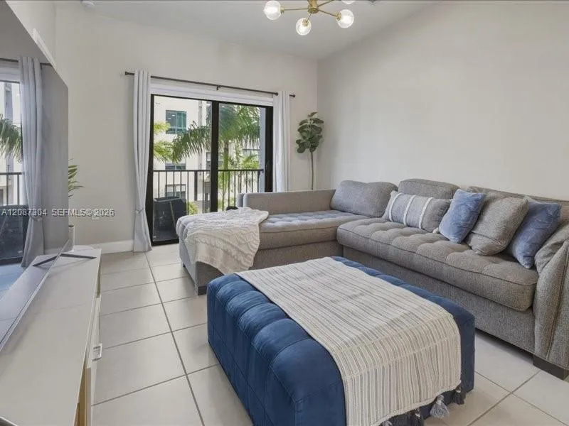 8201 NW 41st St #D-205 Doral, FL 33166