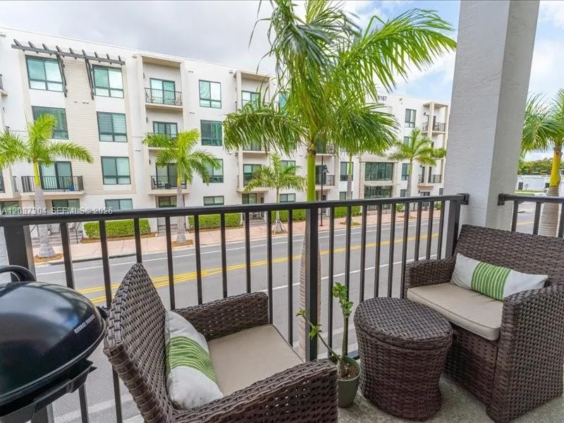 8201 NW 41st St #D-205 Doral, FL 33166