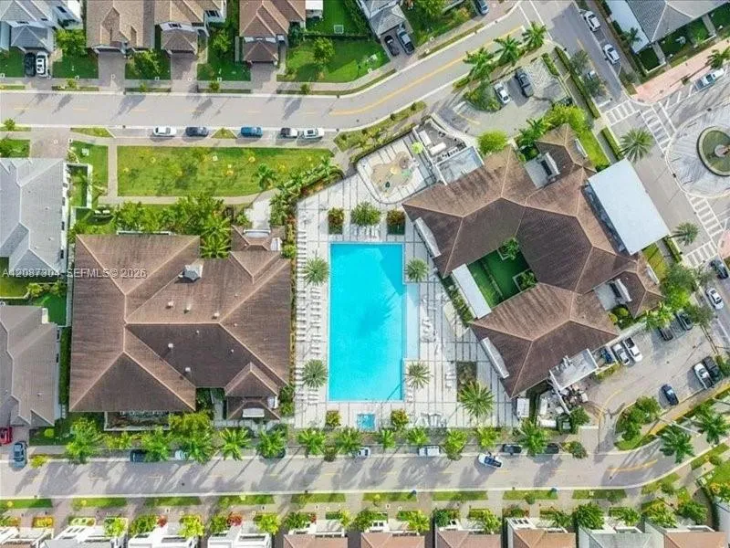 8201 NW 41st St #D-205 Doral, FL 33166