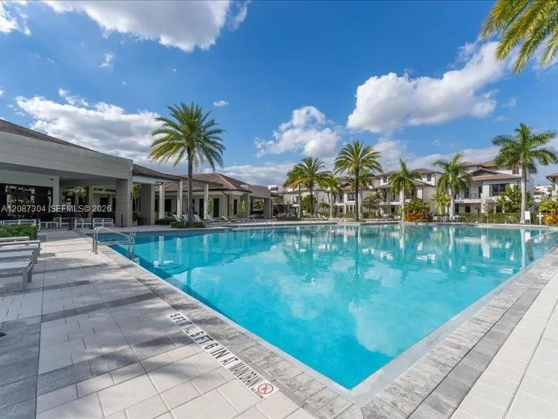 8201 NW 41st St #D-205 Doral, FL 33166