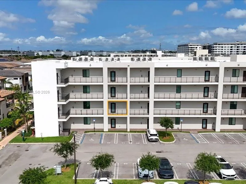 8201 NW 41st St #D-205 Doral, FL 33166