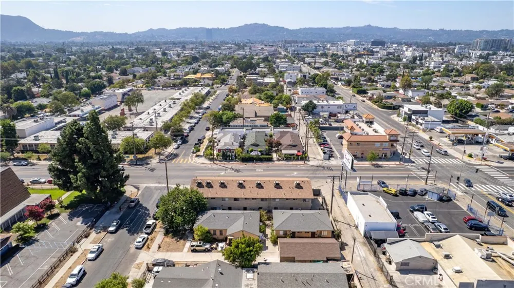 6003 Craner Avenue North Hollywood, CA 91606