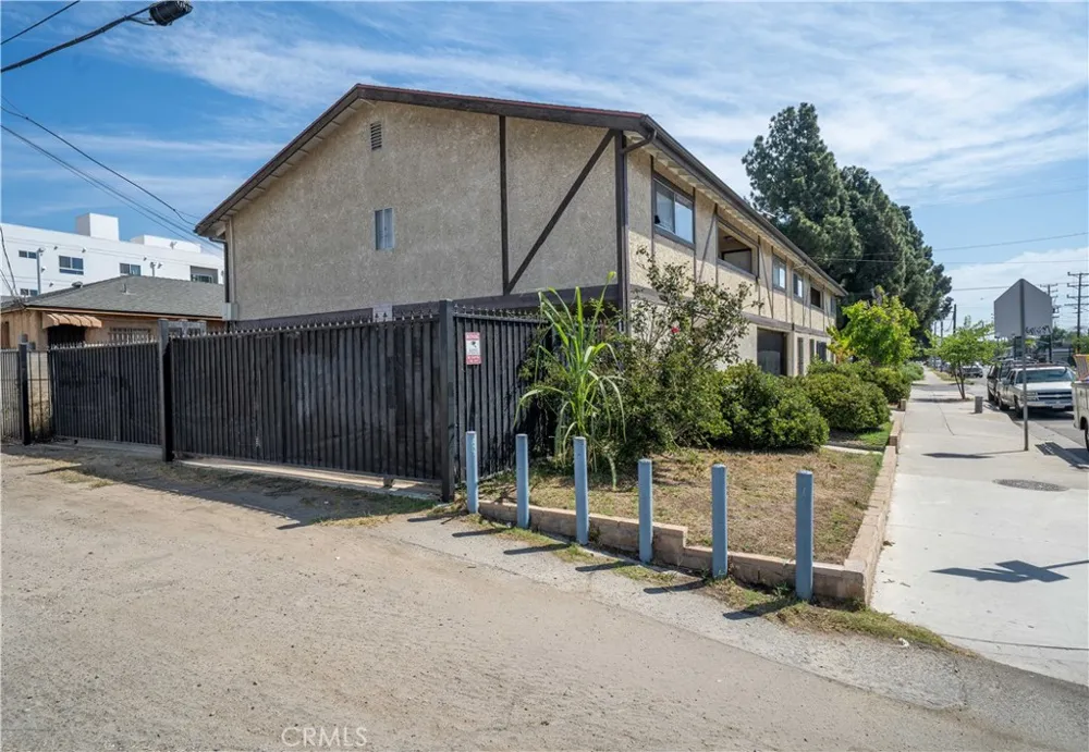 6003 Craner Avenue North Hollywood, CA 91606